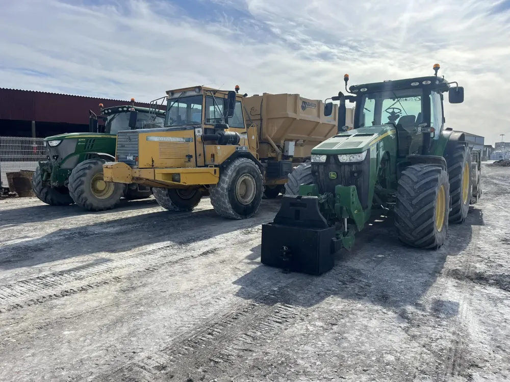 Balayage voierie près de Gironde